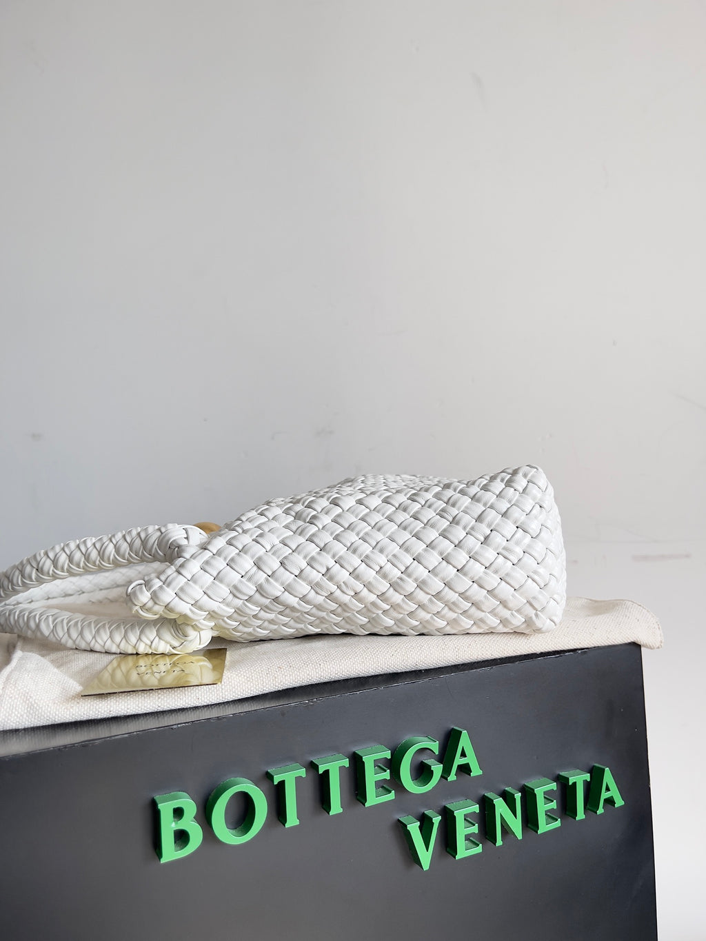 Bottega Veneta 716974 Silver Designer Handbag - detail image 3