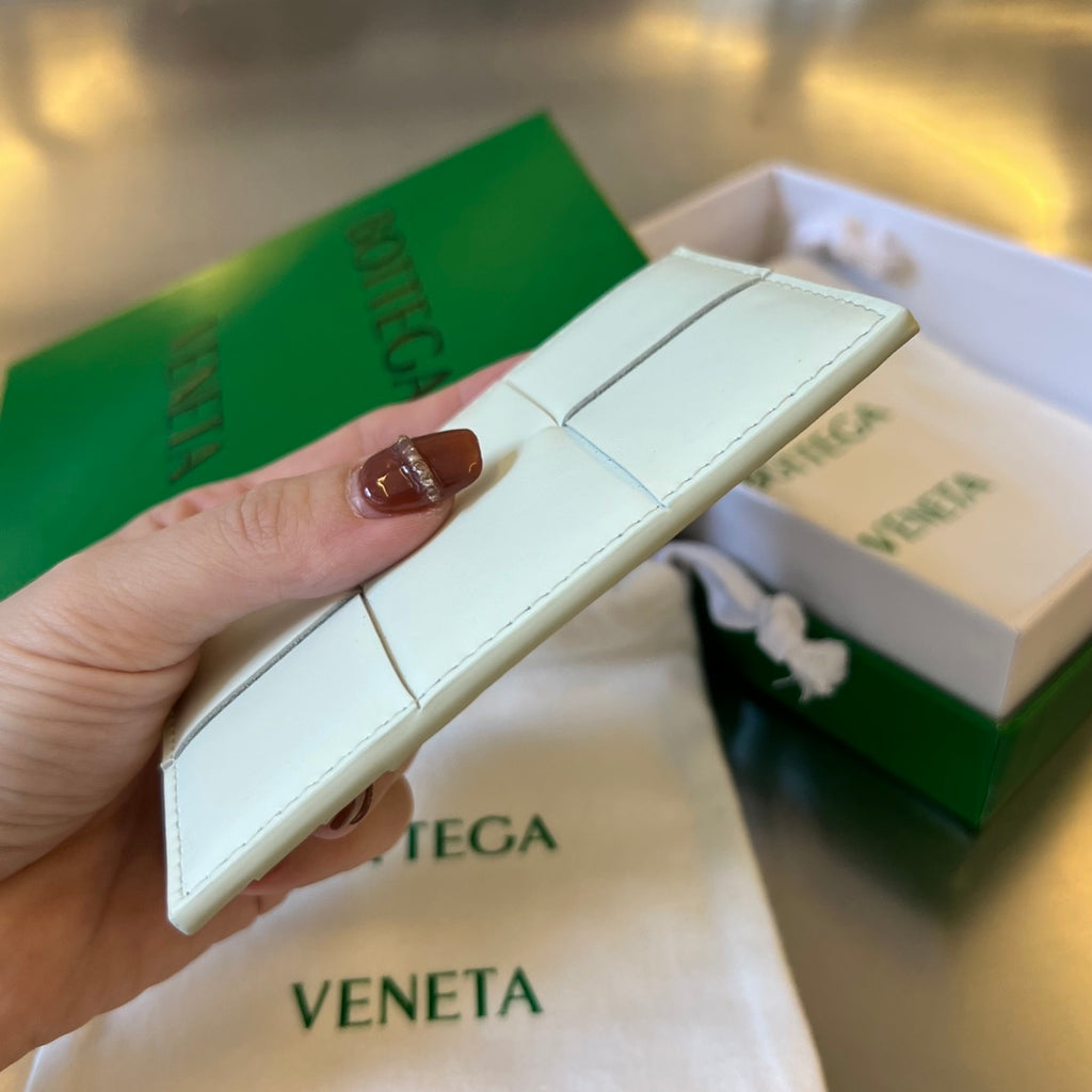 Bottega Veneta Green Card Holder Edition 8 - detail image 3