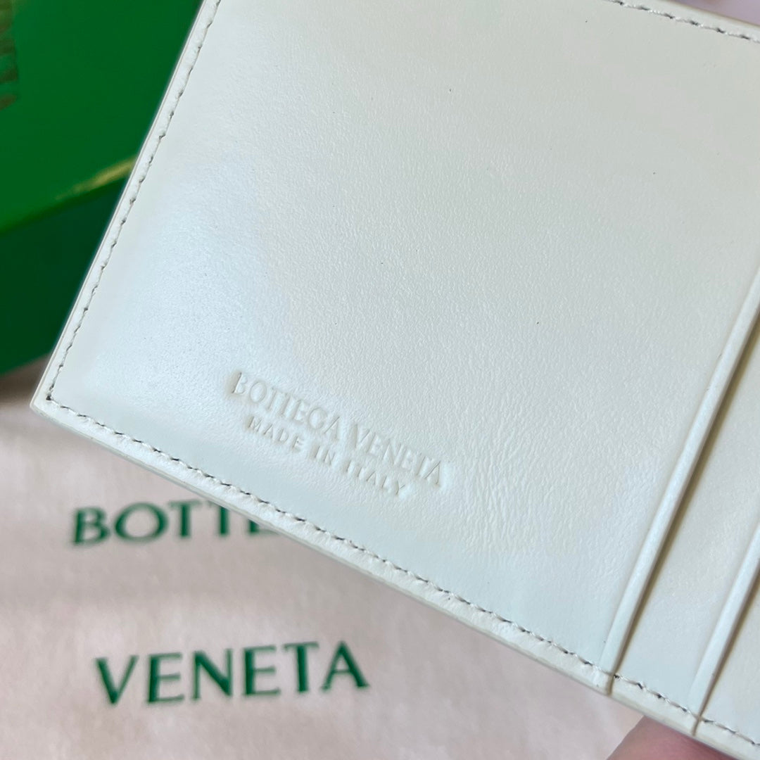 Bottega Veneta Green Card Holder Edition 8 - detail image 7