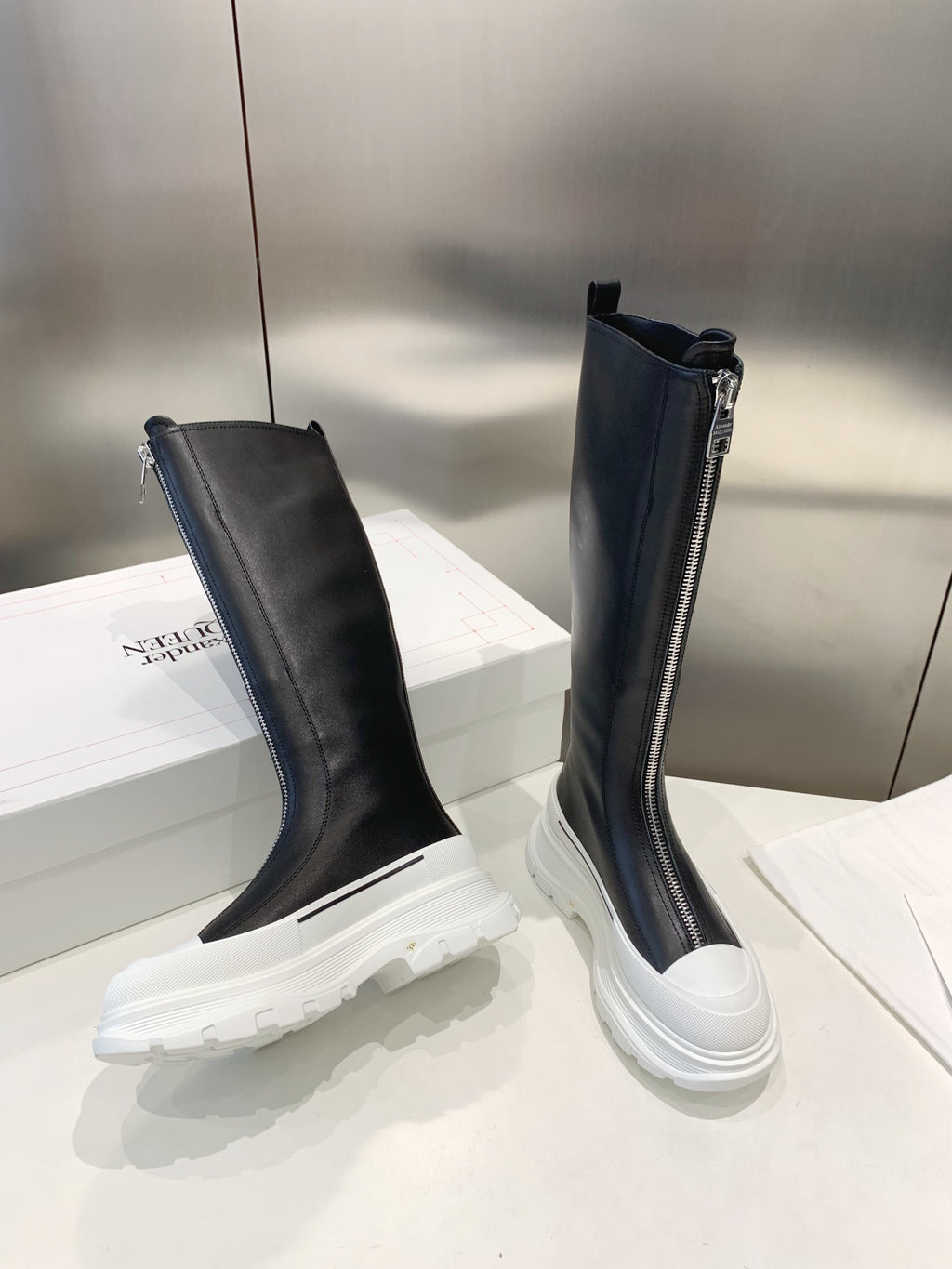 Alexander McQueen Black Boots EU 35-40 Edition 2 - detail image 3