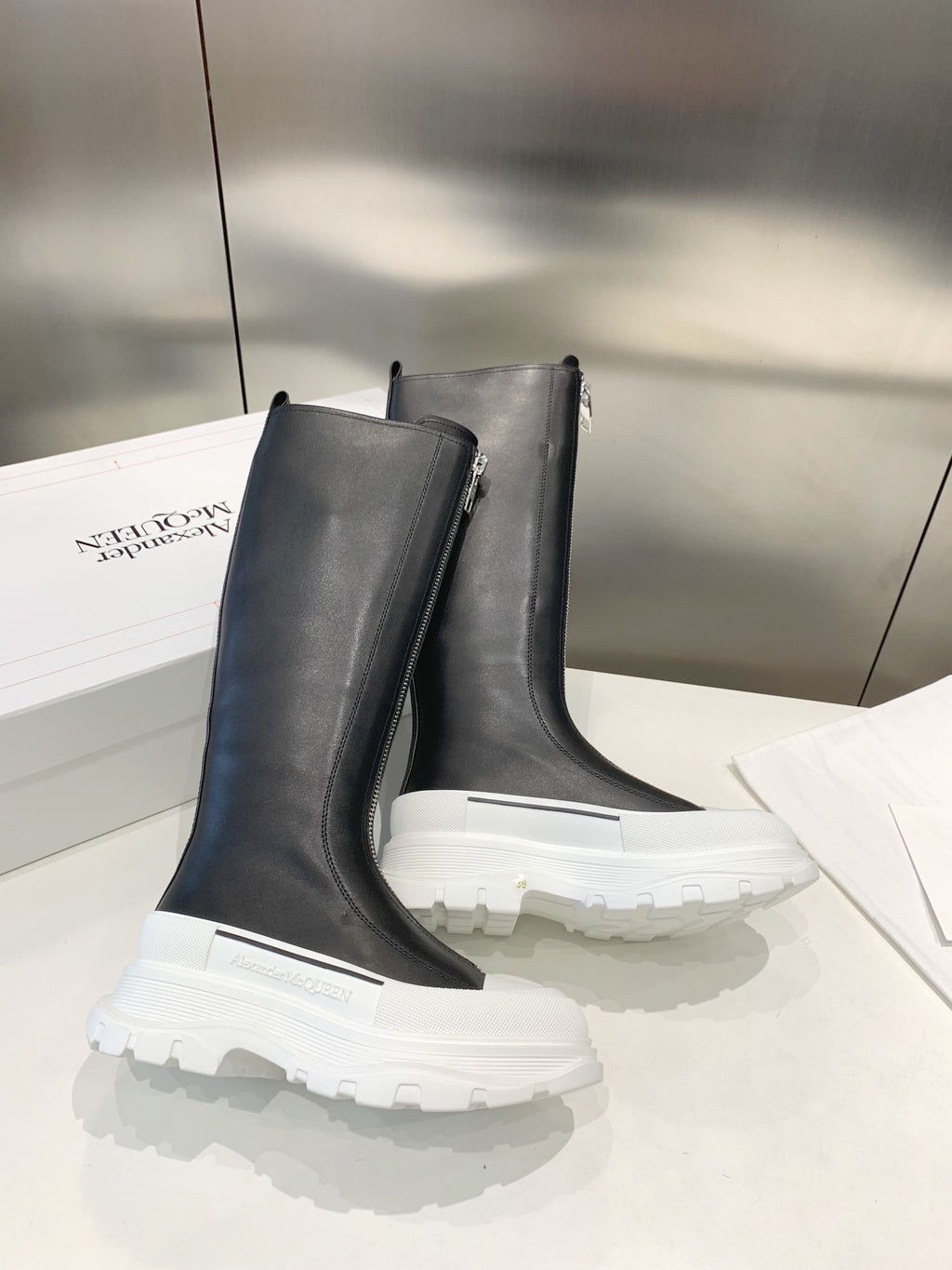 Alexander McQueen Black Boots EU 35-40 Edition 2 - detail image 6