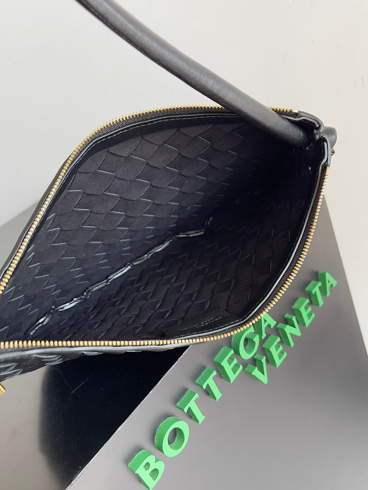 Bottega Veneta 701023 Black Designer Wallet - detail image 9
