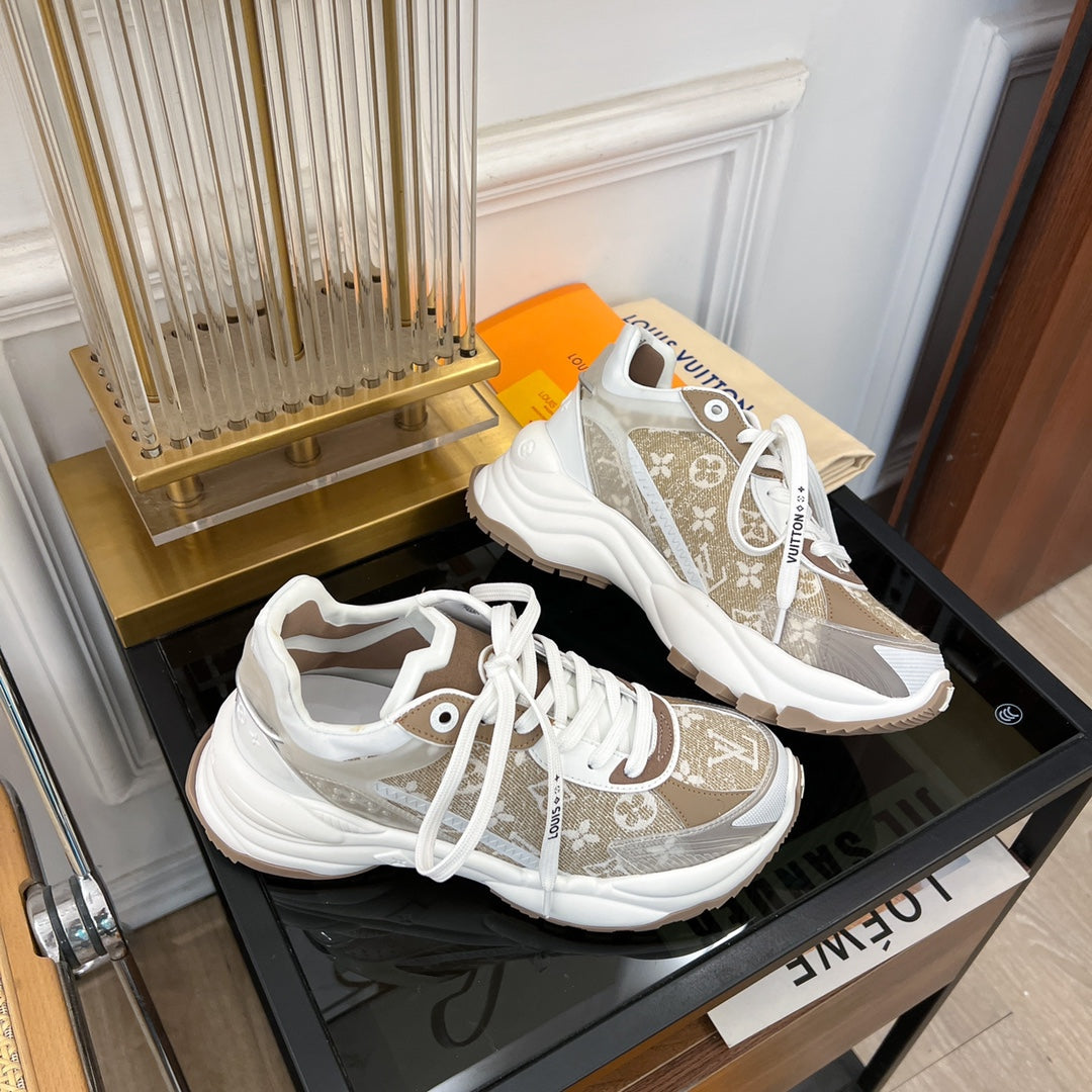 LOUIS VUITTON LV RUN 55 SNEAKER BROWN