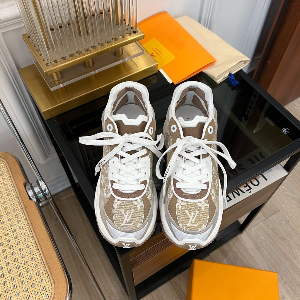 LOUIS VUITTON LV RUN 55 SNEAKER BROWN