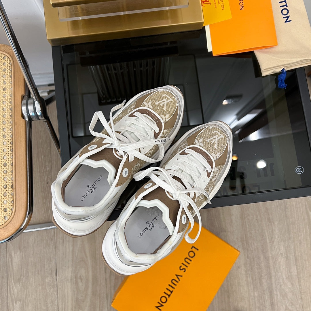 LOUIS VUITTON LV RUN 55 SNEAKER BROWN