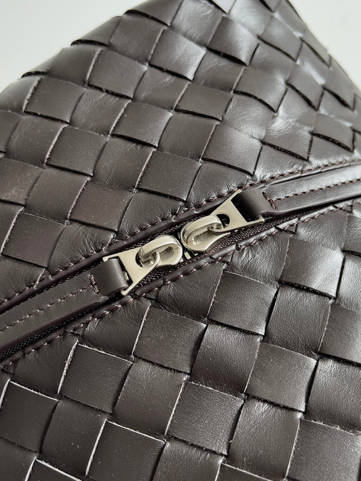 Bottega Veneta 766372 Black Designer Handbag - detail image 5