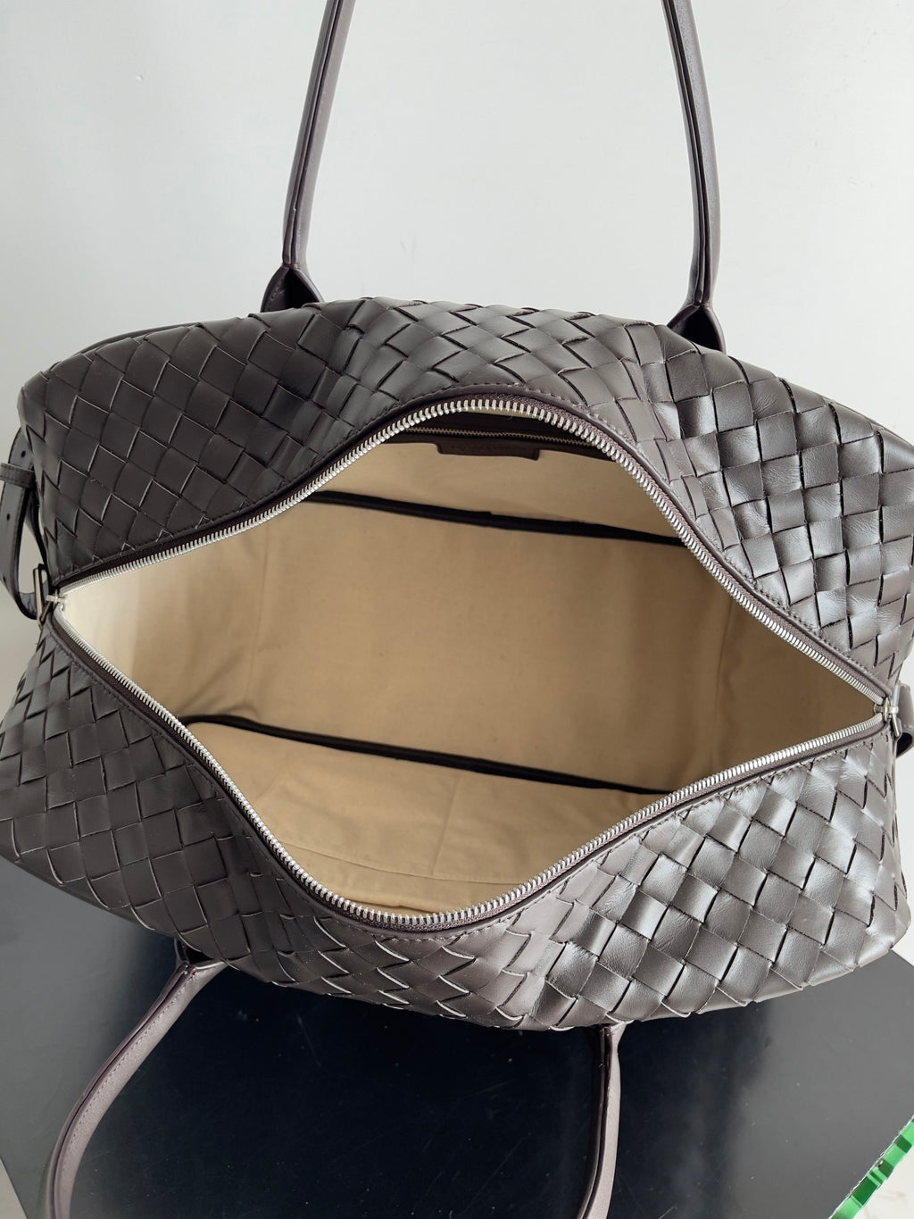 Bottega Veneta 766372 Black Designer Handbag - detail image 9