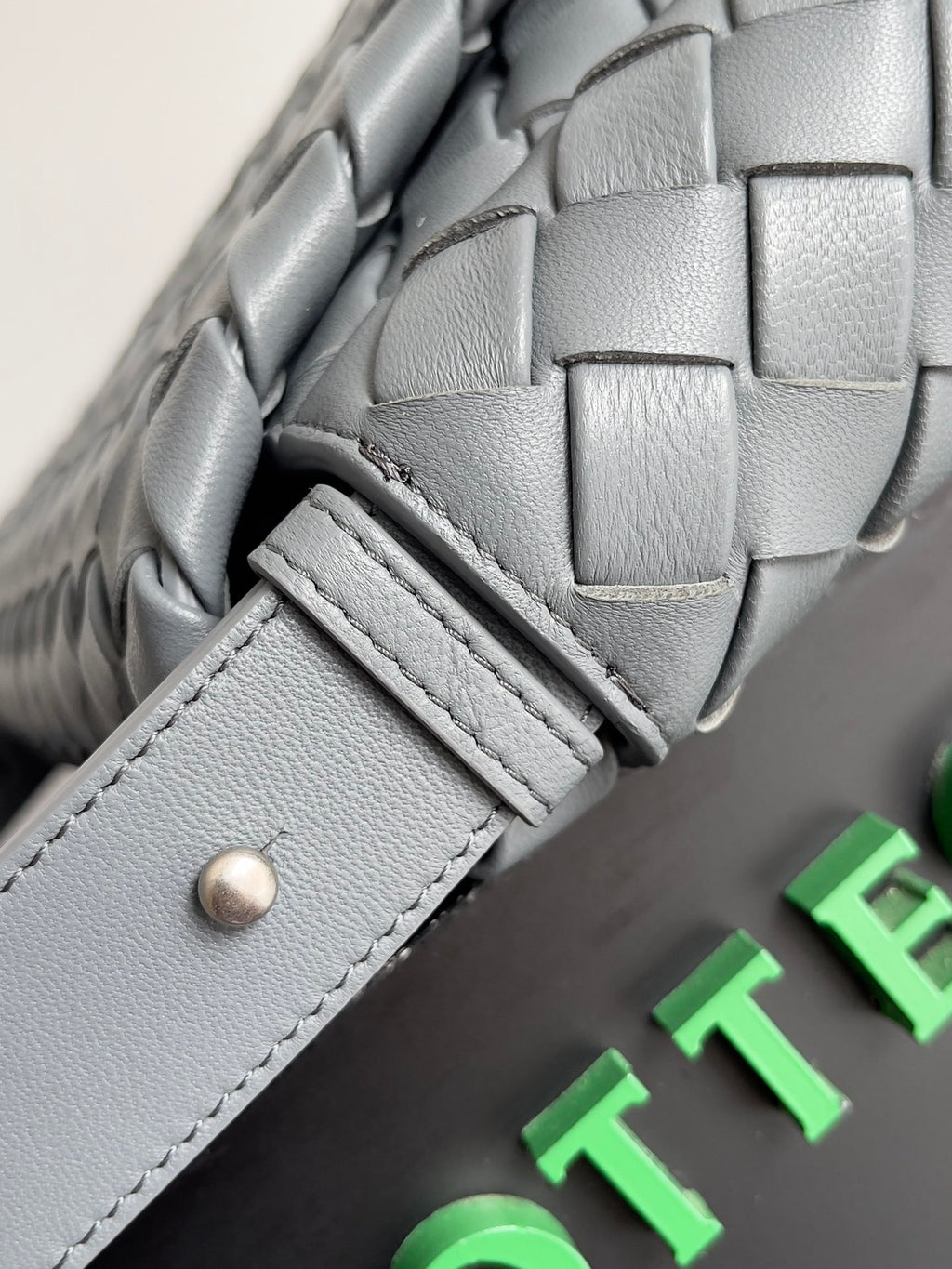 Bottega Veneta 755769 Gray Designer Handbag - detail image 5
