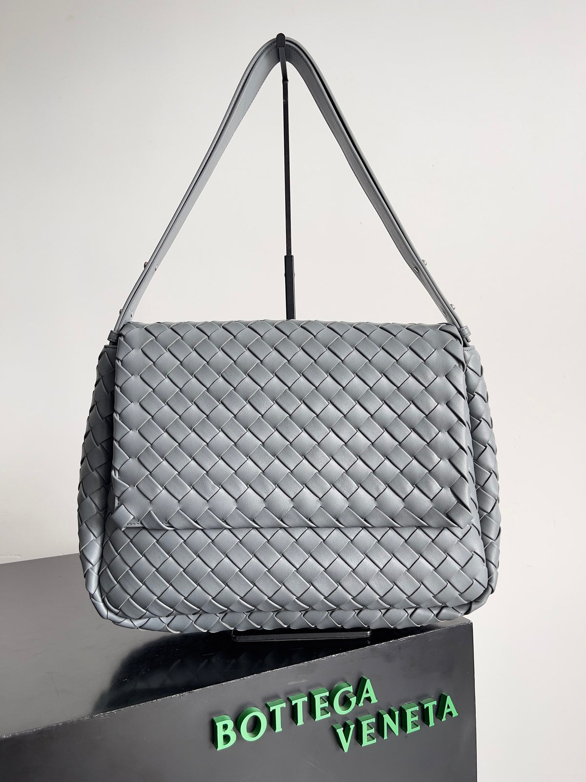 Bottega Veneta 755769 Gray Designer Handbag
