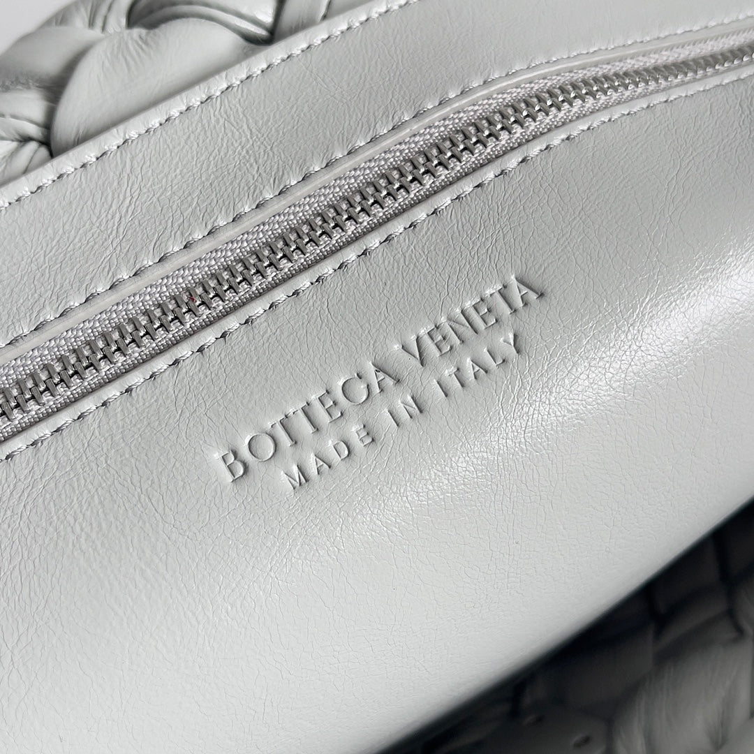 Bottega Veneta 776519 Black Designer Handbag Edition 3 - detail image 8