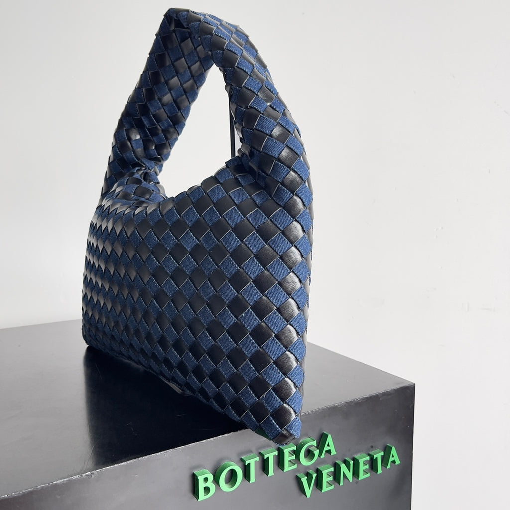 Bottega Veneta 789028 Black & Blue Designer Handbag - detail image 2