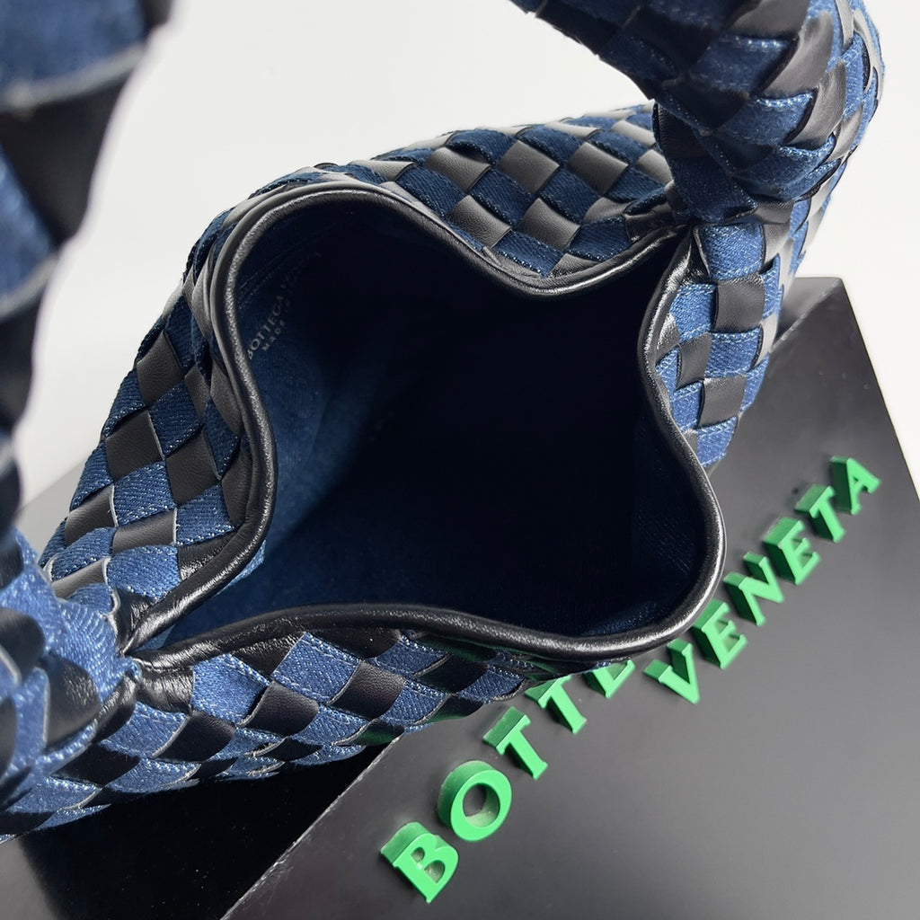 Bottega Veneta 789028 Black & Blue Designer Handbag - detail image 9