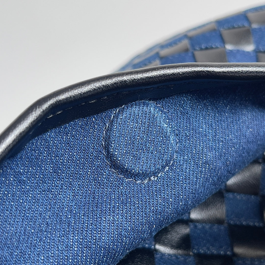 Bottega Veneta 789028 Black & Blue Designer Handbag - detail image 6