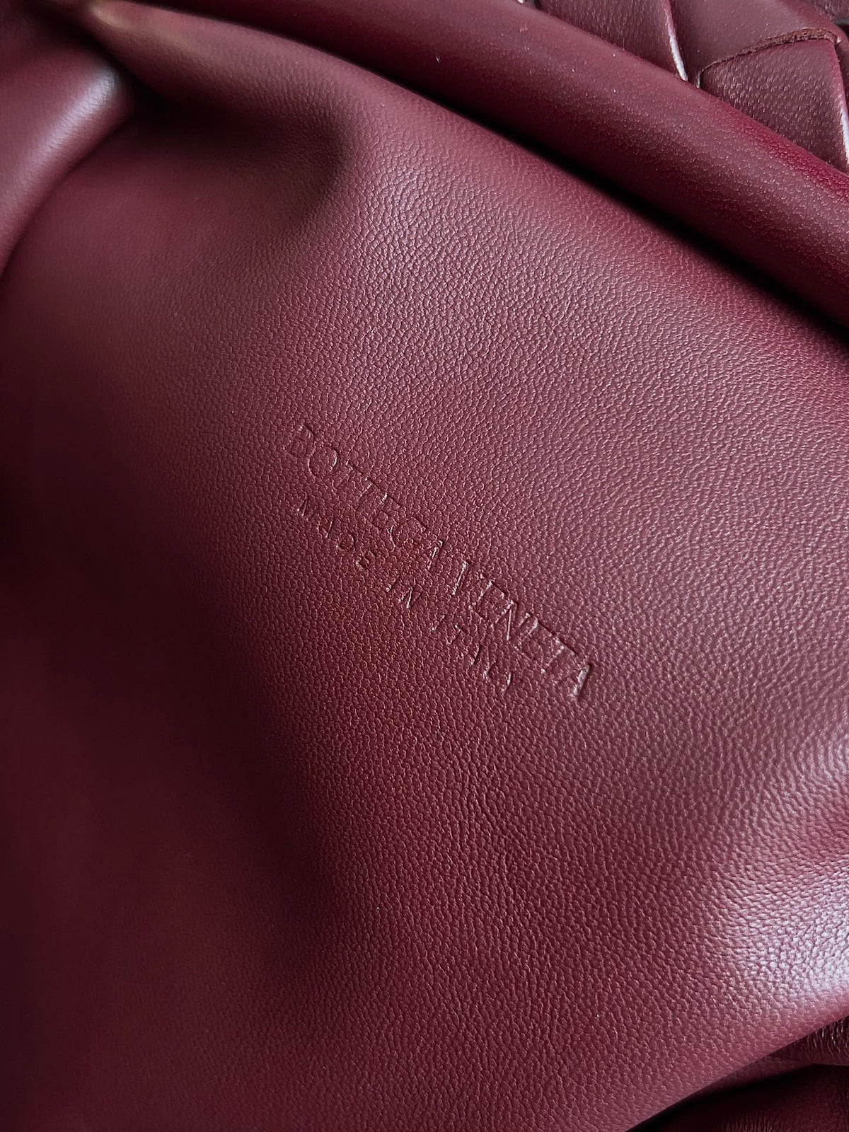 Bottega Veneta Red Designer Handbag Edition 57 - detail image 8