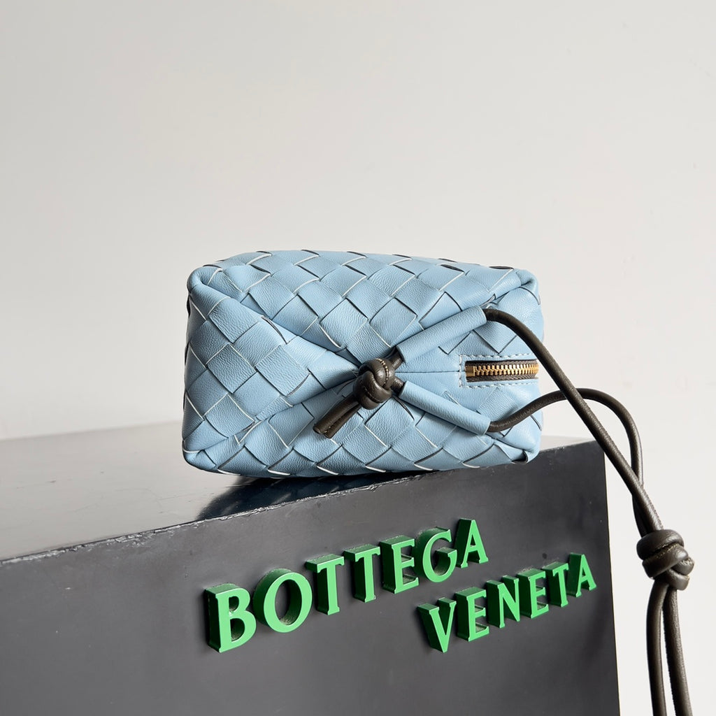 Bottega Veneta 796612 Black Designer Handbag - detail image 3