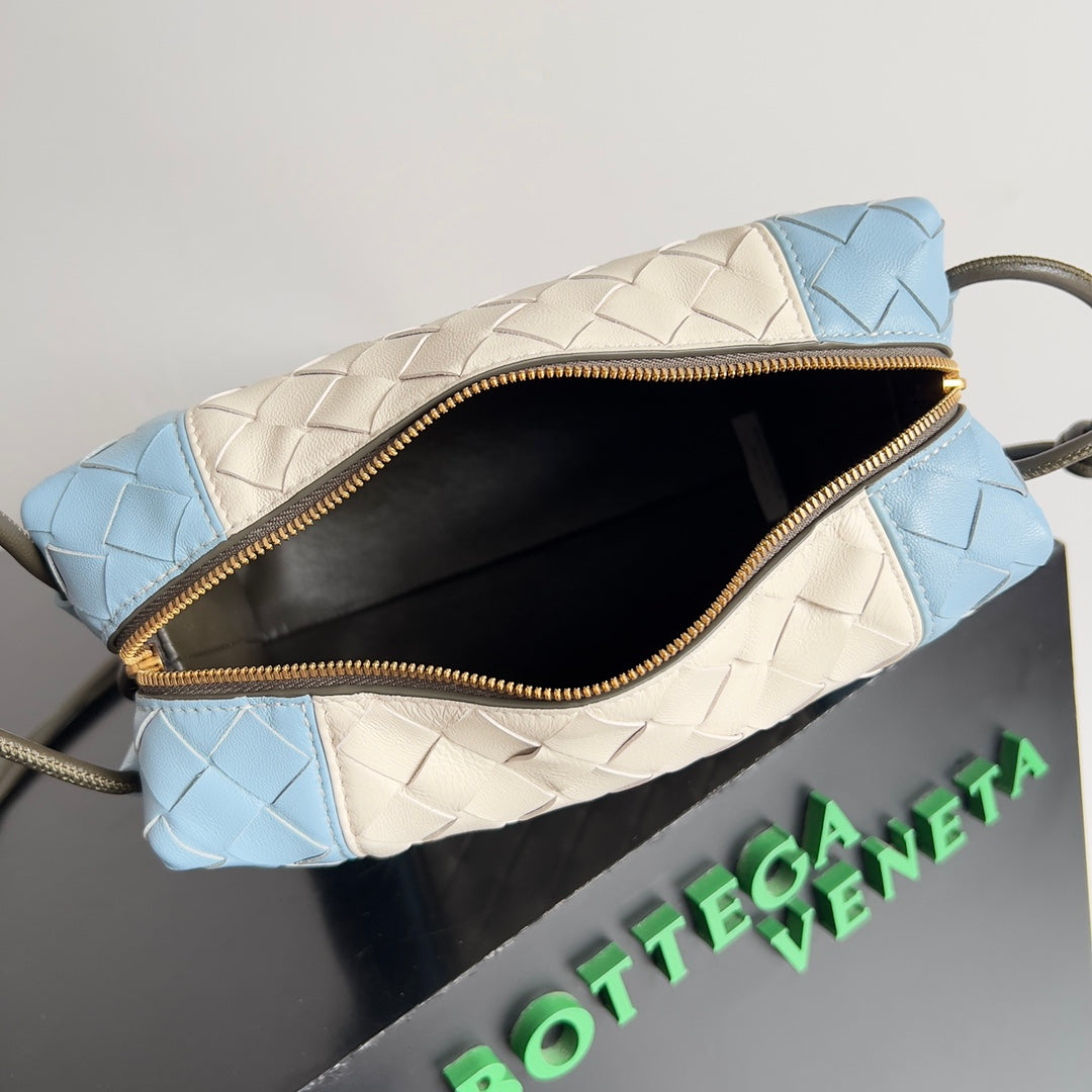 Bottega Veneta 796612 Black Designer Handbag - detail image 9