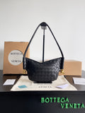 Bottega Veneta Black Designer Handbag Edition 859