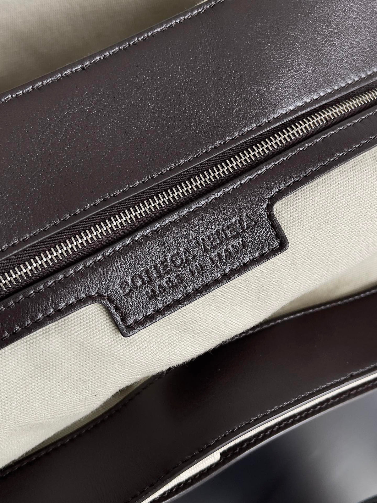 Bottega Veneta 787419 Brown & Ivory Tote Bag - detail image 5