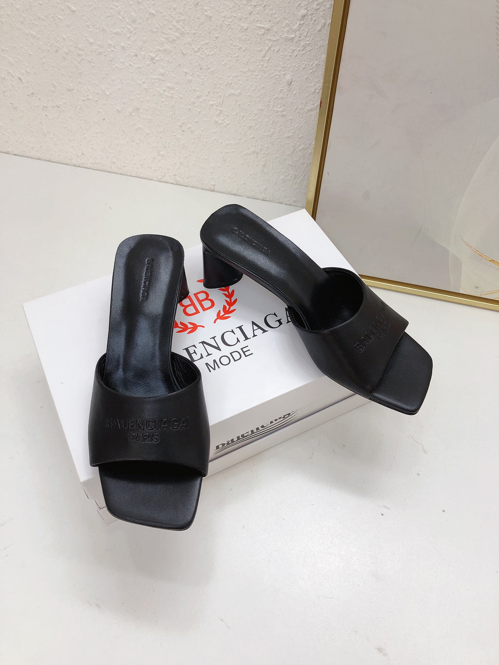 Balenciaga Black Slides EU 35-39 Edition 8 - detail image 2