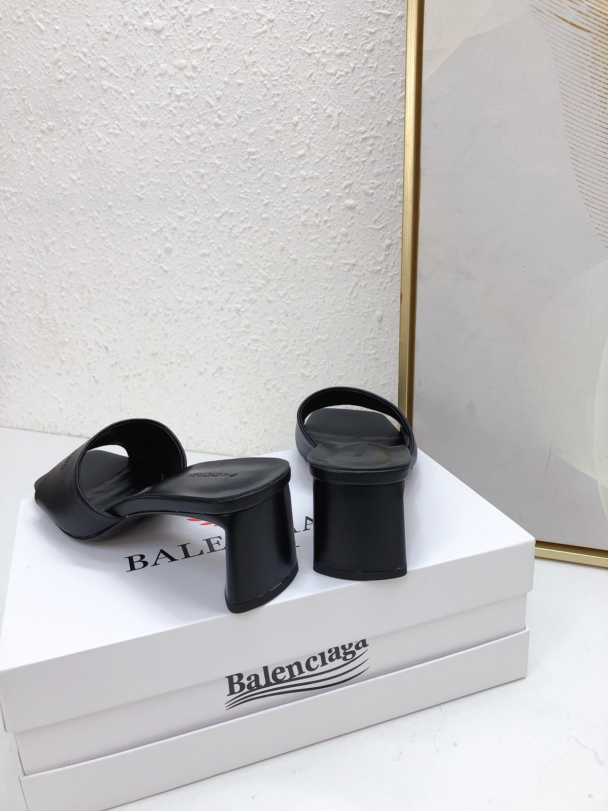 Balenciaga Black Slides EU 35-39 Edition 8 - detail image 4