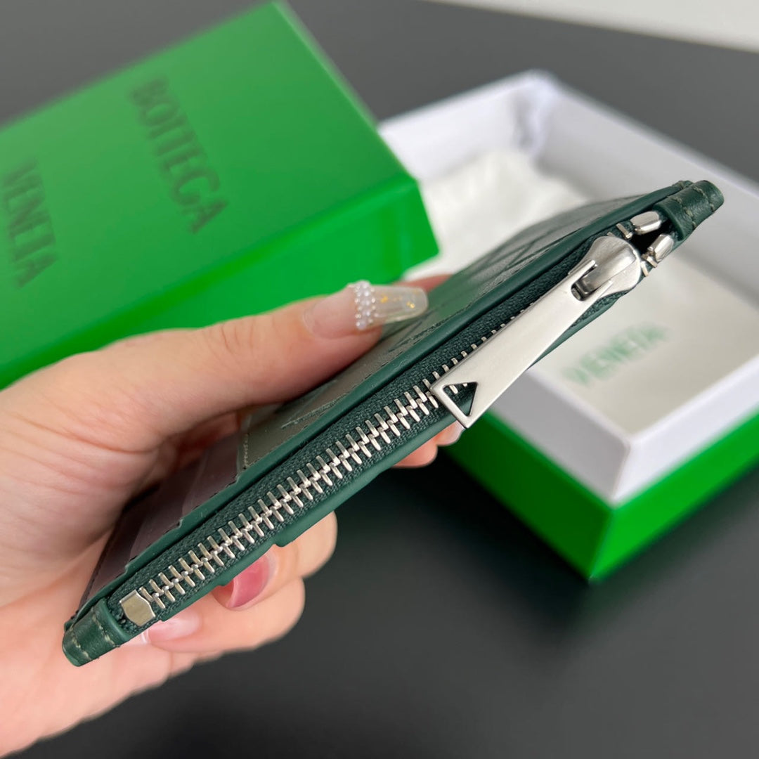 Bottega Veneta 11.5X.7.5 Green Card Holder Edition 6 - detail image 3