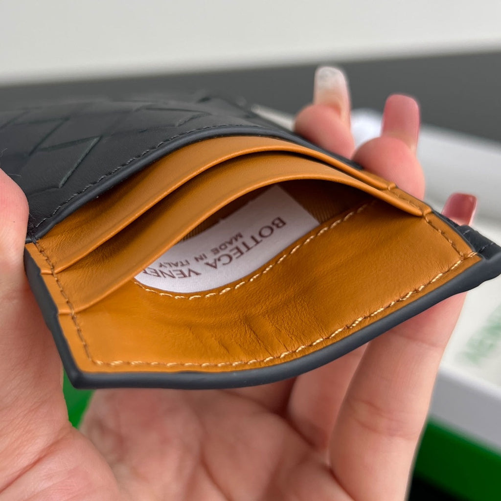 Bottega Veneta 11.5X.7.5 Green Card Holder Edition 5 - detail image 9