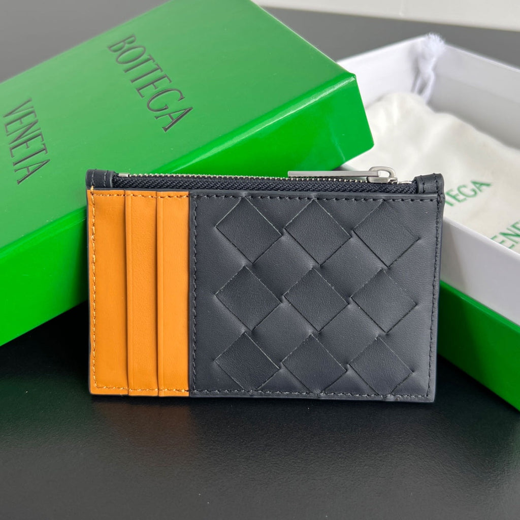 Bottega Veneta 11.5X.7.5 Green Card Holder Edition 5 - detail image 2