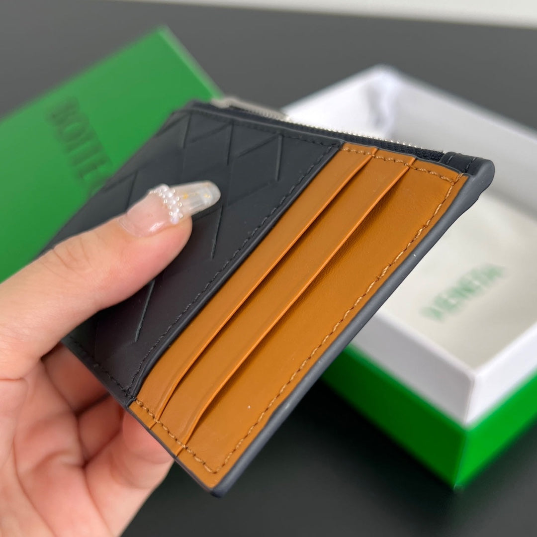 Bottega Veneta 11.5X.7.5 Green Card Holder Edition 5 - detail image 3