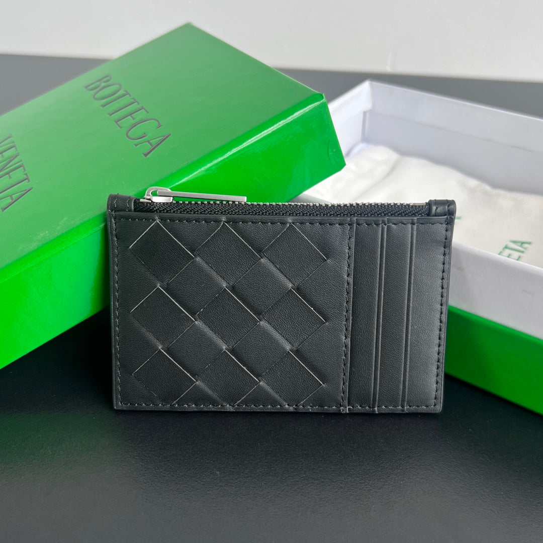 Bottega Veneta 11.5X.7.5 Black & Green Card Holder Edition 5