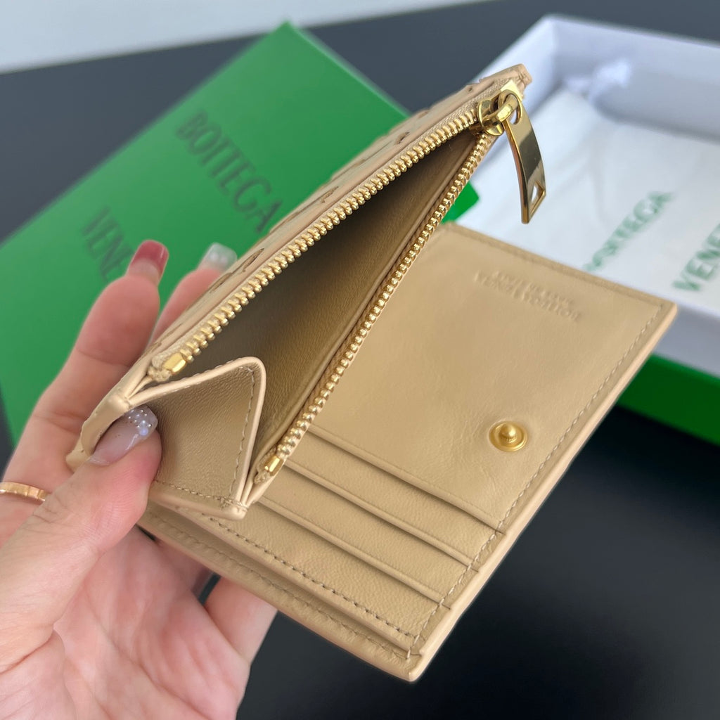Bottega Veneta Black & Green Coin Purse Edition 16 - detail image 7