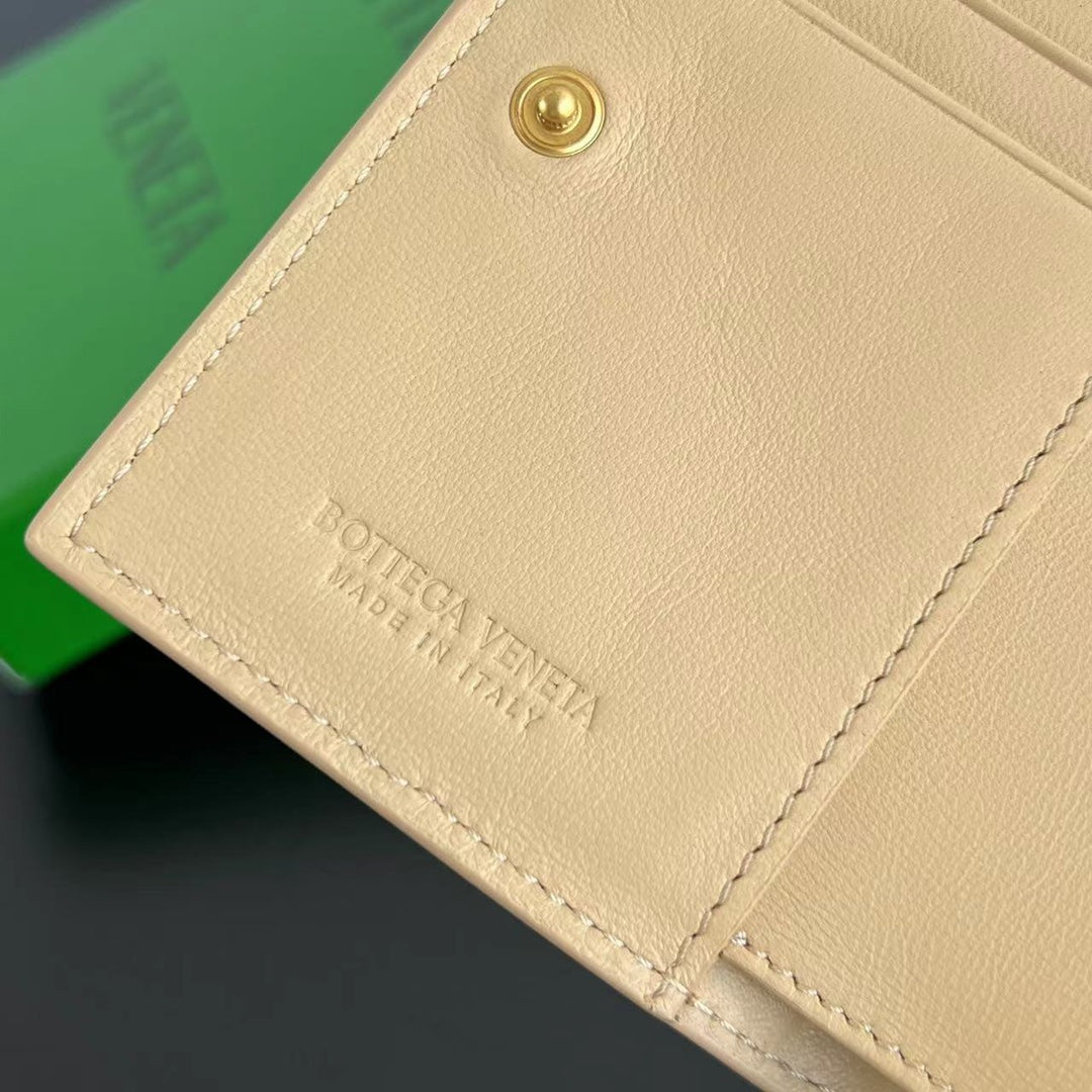 Bottega Veneta Black & Green Coin Purse Edition 16 - detail image 9
