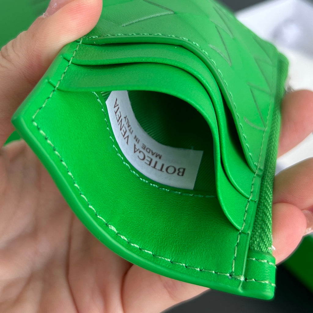 Bottega Veneta 11.5X.7.5 Green Card Holder Edition 4 - detail image 8
