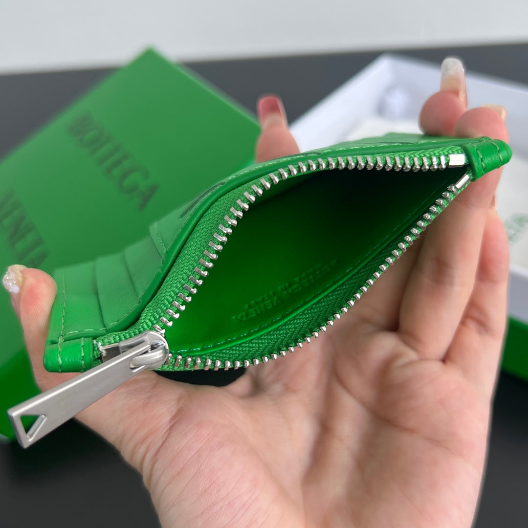 Bottega Veneta 11.5X.7.5 Green Card Holder Edition 4 - detail image 5