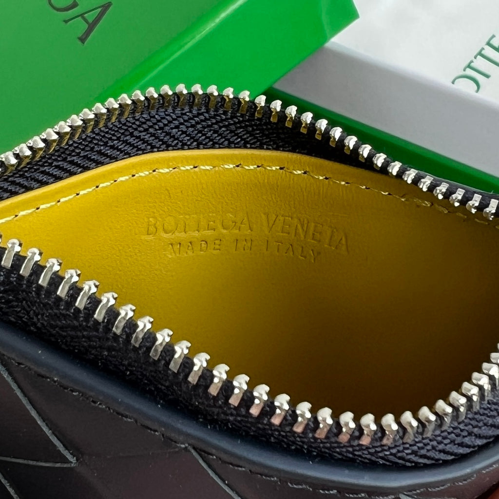 Bottega Veneta 11.5X.7.5 Green Card Holder - detail image 7