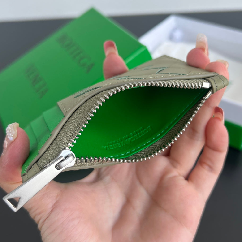 Bottega Veneta 11.5X.7.5 Green Card Holder Edition 2 - detail image 5
