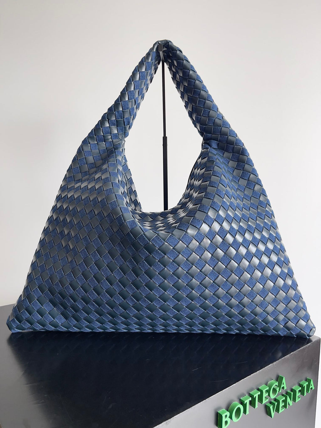 Bottega Veneta 795949 Black & Blue Designer Handbag