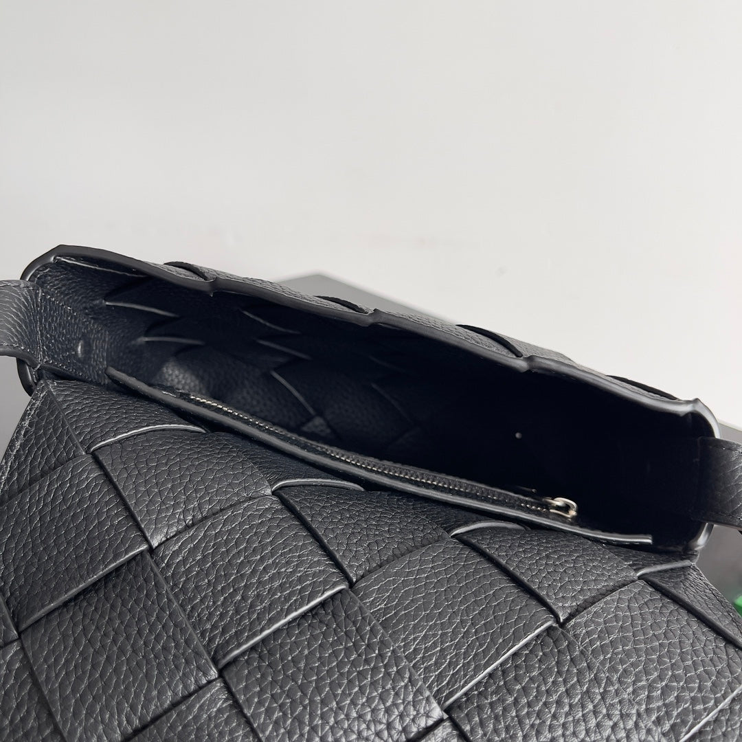 Bottega Veneta 795637 Black Designer Handbag Edition 6 - detail image 9