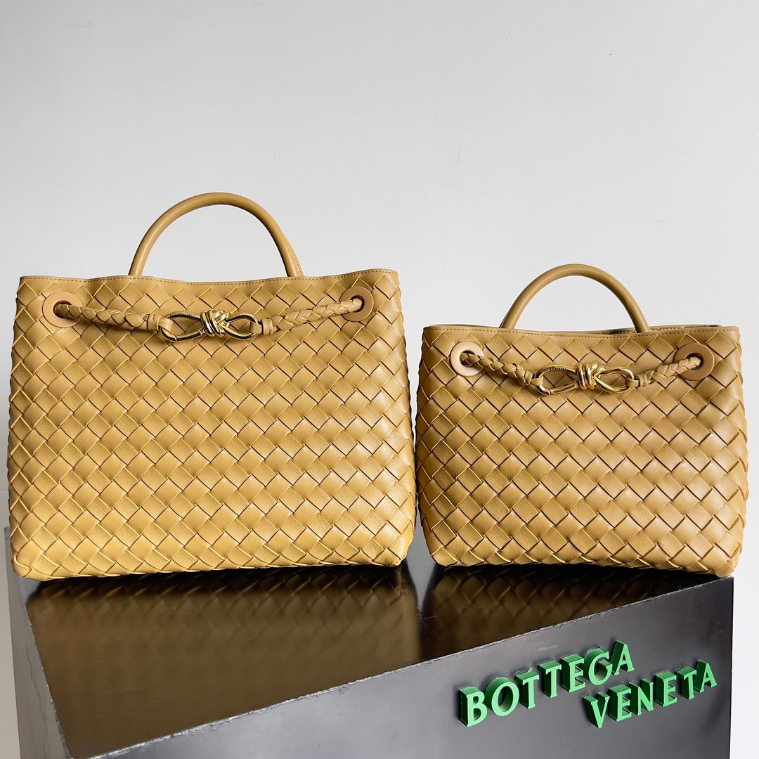 Bottega Veneta Orange Designer Handbag Edition 52