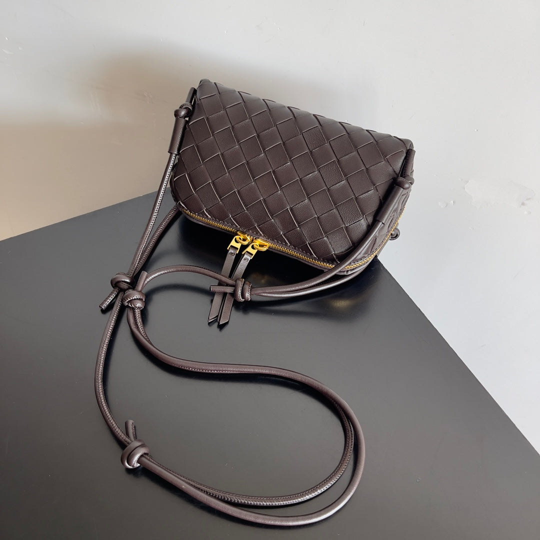 Bottega Veneta 794258 Black Pouch Bag Edition 9 - detail image 6