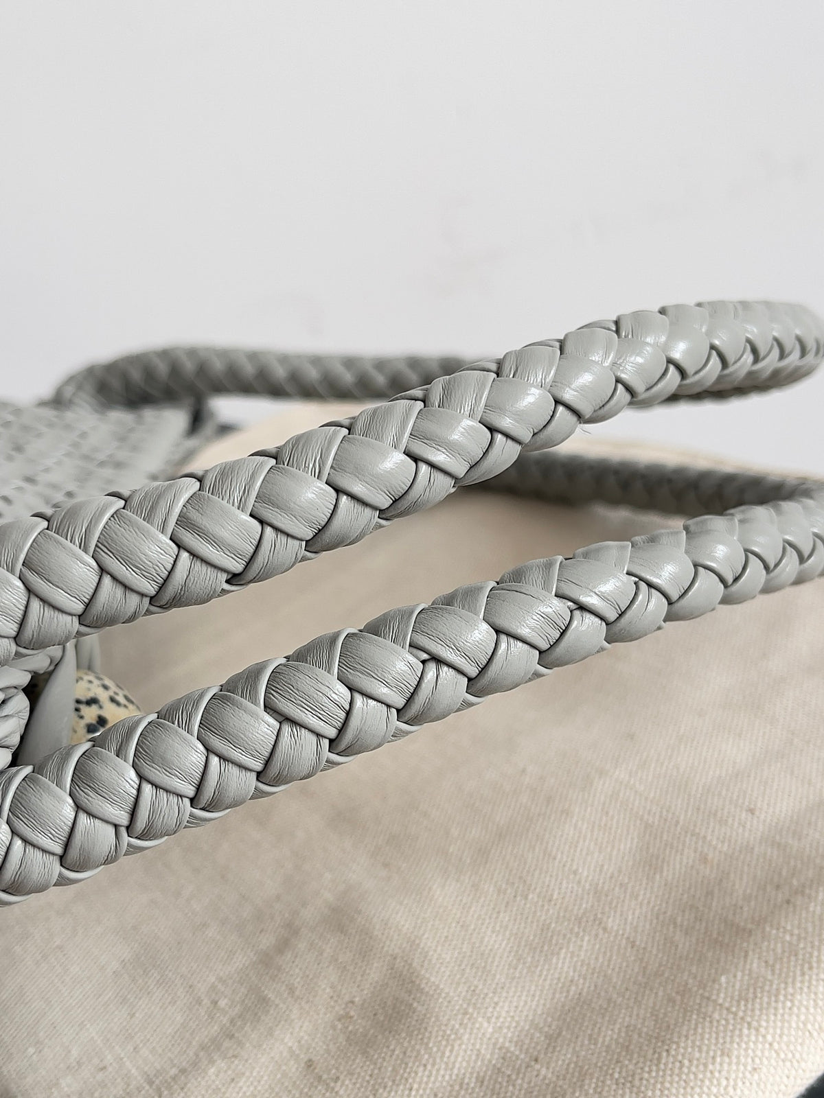 Bottega Veneta 716974 Silver Designer Handbag Edition 3 - detail image 5
