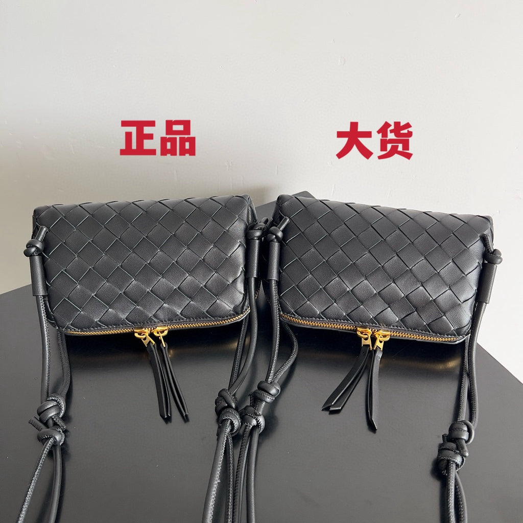 Bottega Veneta Black Designer Handbag Edition 1017 - detail image 8