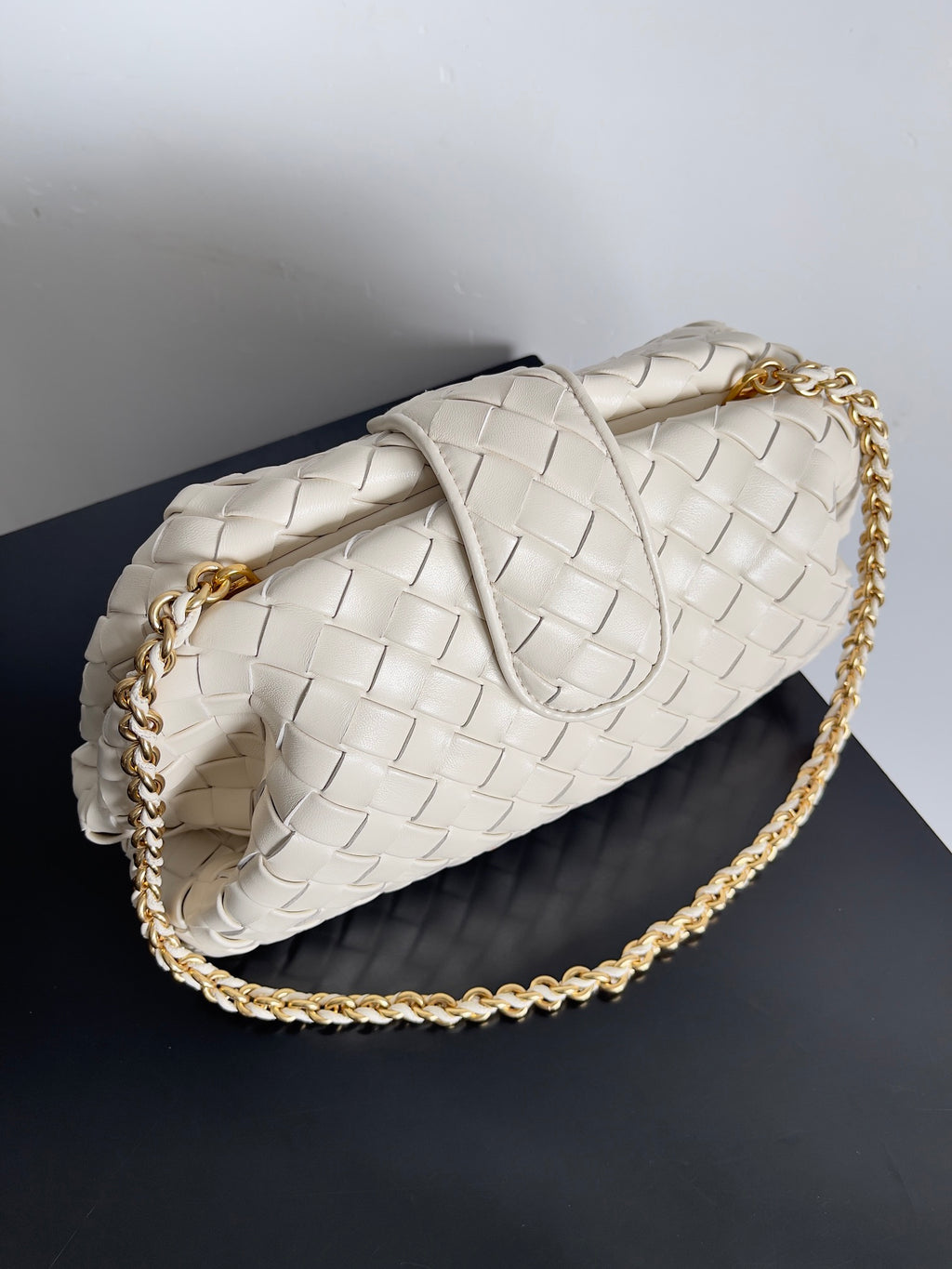 Bottega Veneta 785807 Black Clutch Bag Edition 9 - detail image 5