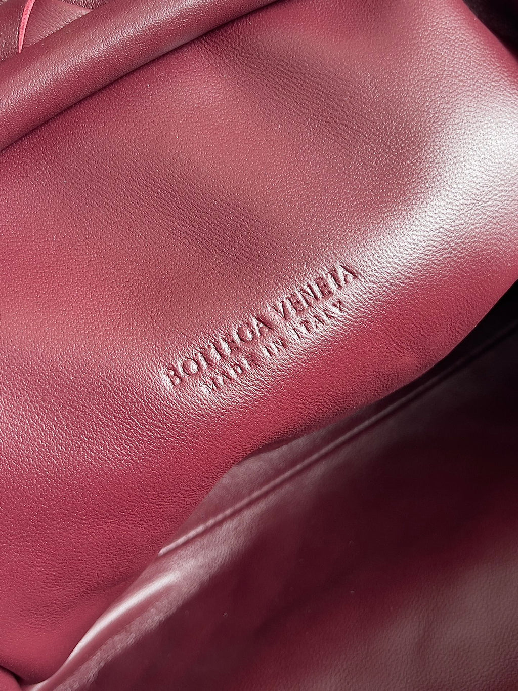 Bottega Veneta 785807 Black & Red Clutch Bag - detail image 7