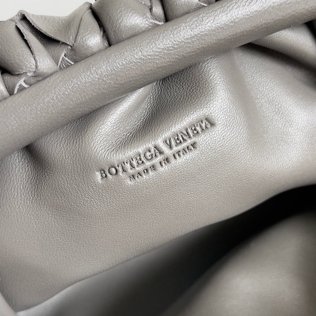 Bottega Veneta Gray Clutch Bag - detail image 6