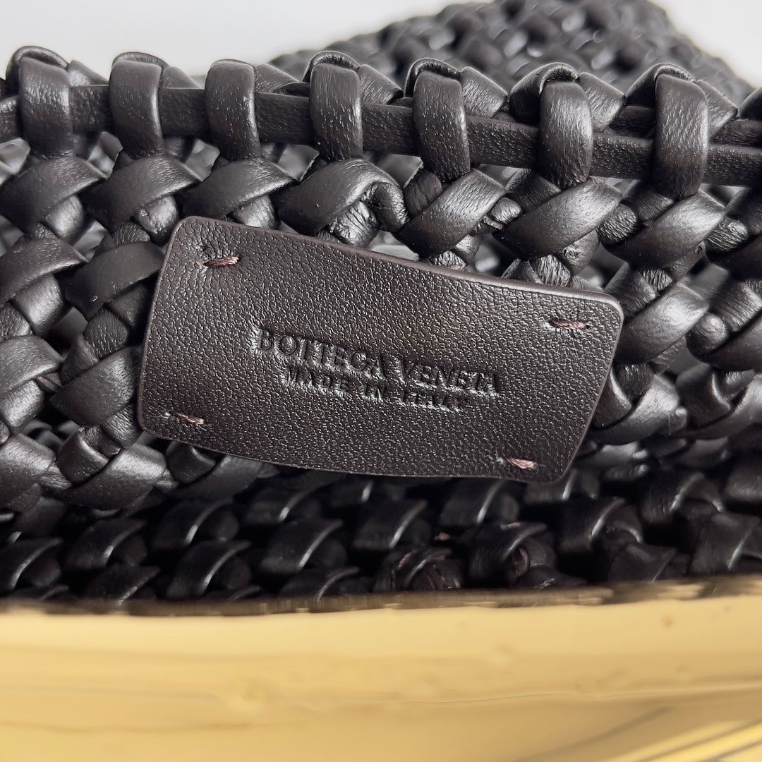 Bottega Veneta 731166 Black Designer Handbag - detail image 8