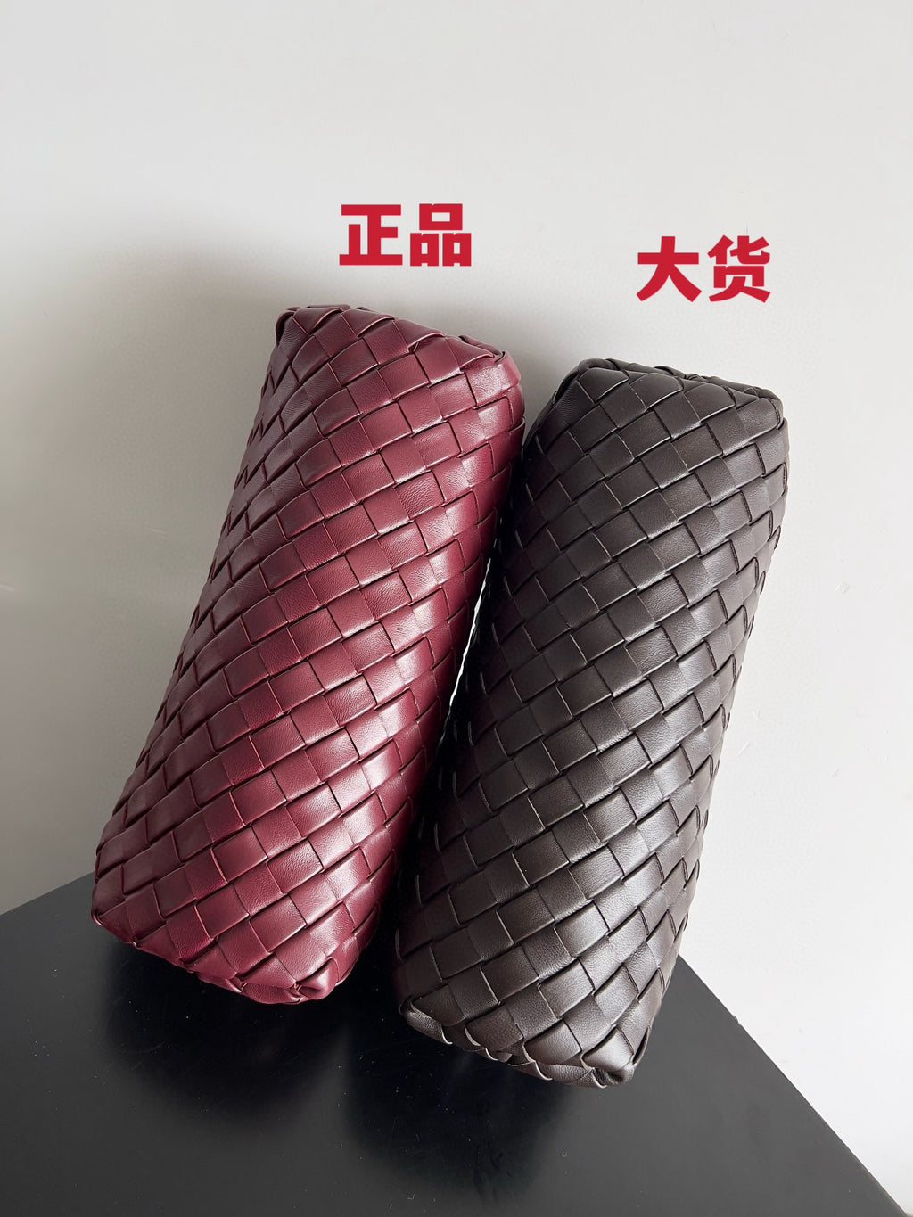Bottega Veneta Black & Red Designer Handbag Edition 17 - detail image 6