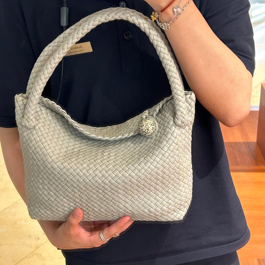 Bottega Veneta Gray Designer Handbag Edition 42 - detail image 3