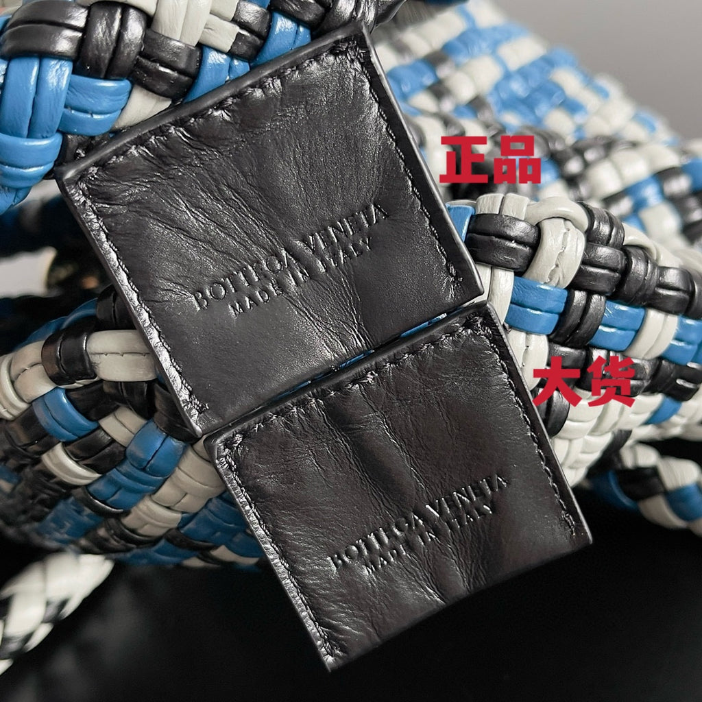 Bottega Veneta Black & Blue Designer Handbag Edition 10 - detail image 5
