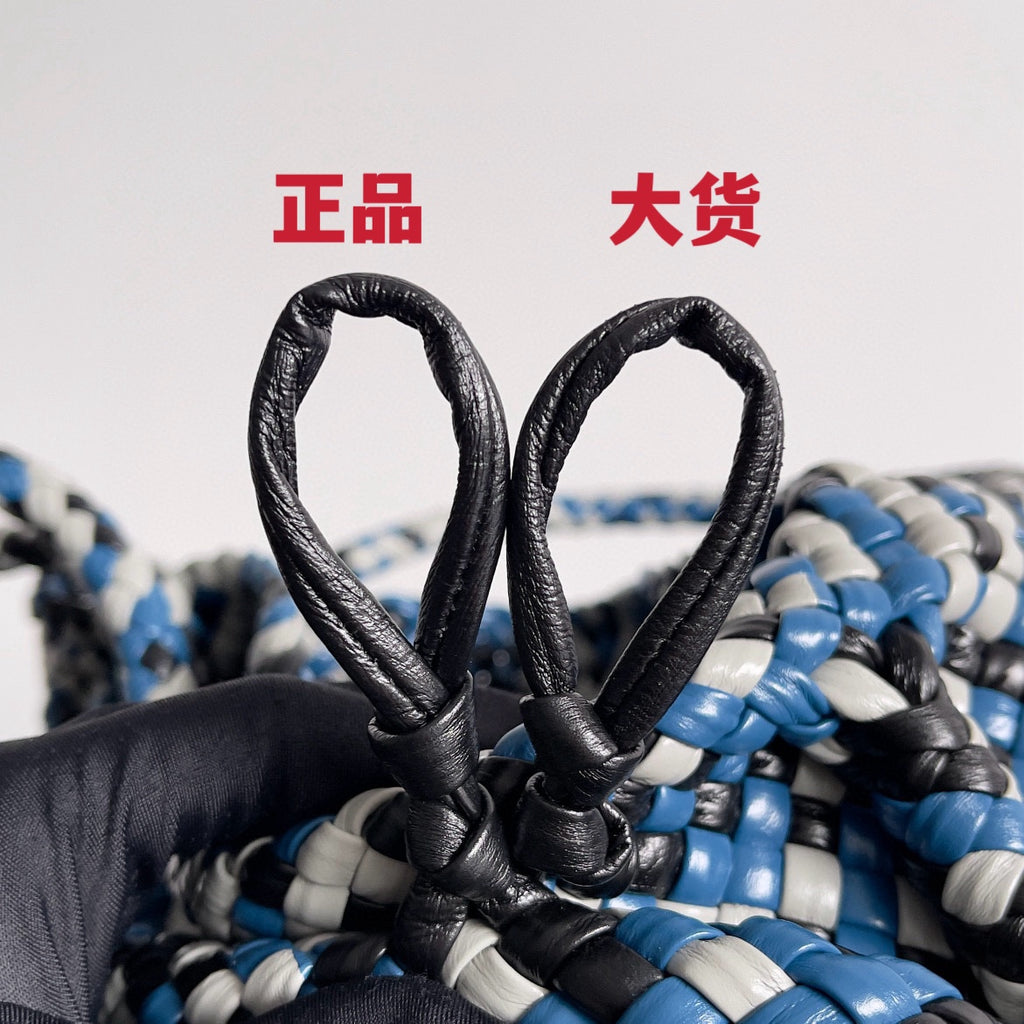 Bottega Veneta Black & Blue Designer Handbag Edition 10 - detail image 4