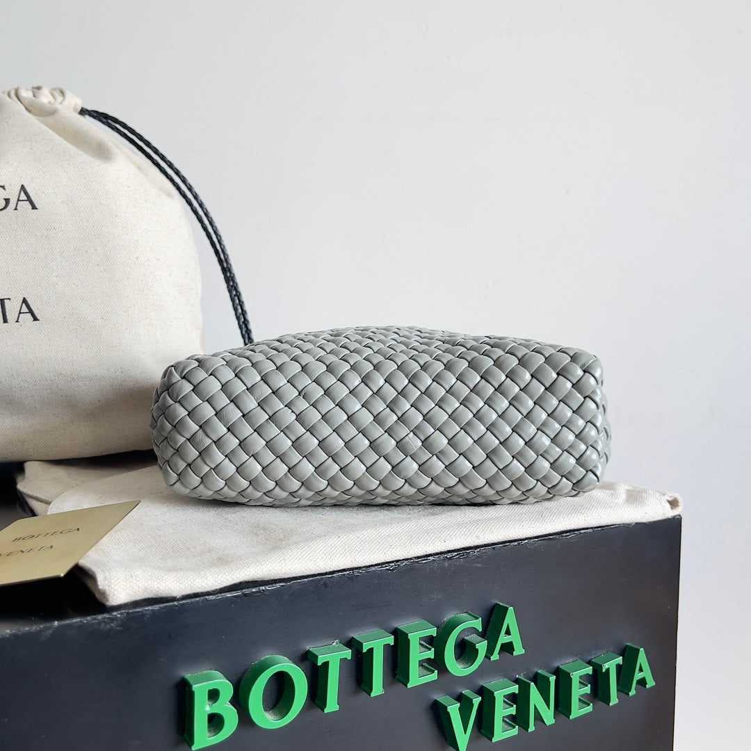 Bottega Veneta 776755 Silver Designer Handbag Edition 4 - detail image 2